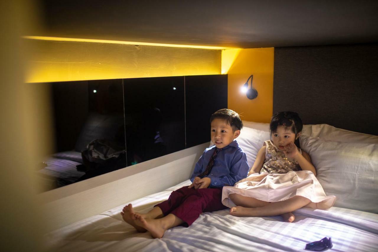 Cube Family Boutique Capsule Hotel At Chinatown Singapore Exterior photo